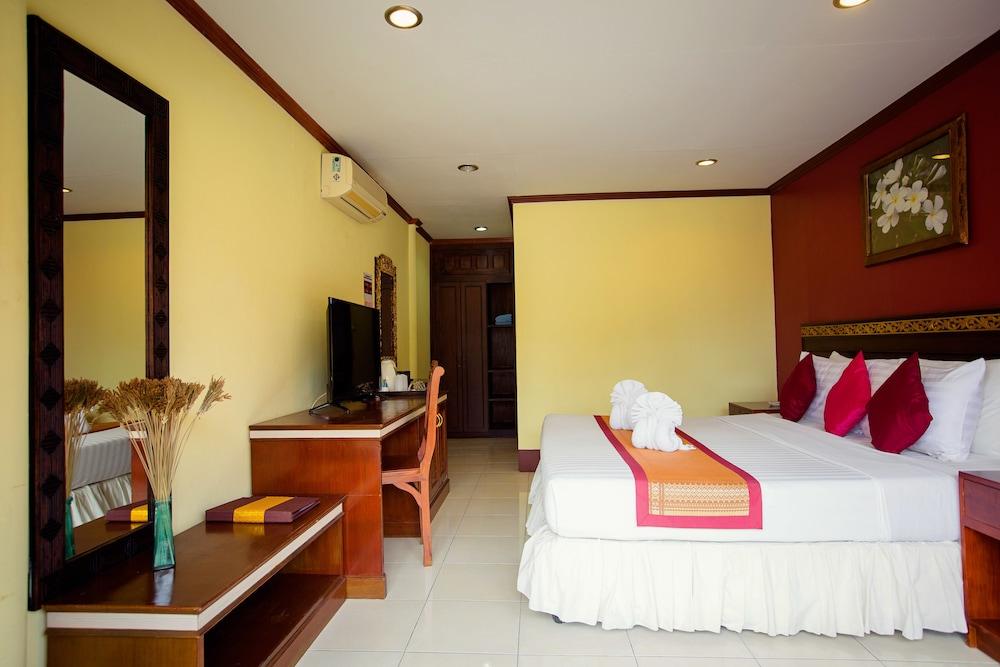 Buri Beach Resort 帕干岛 外观 照片