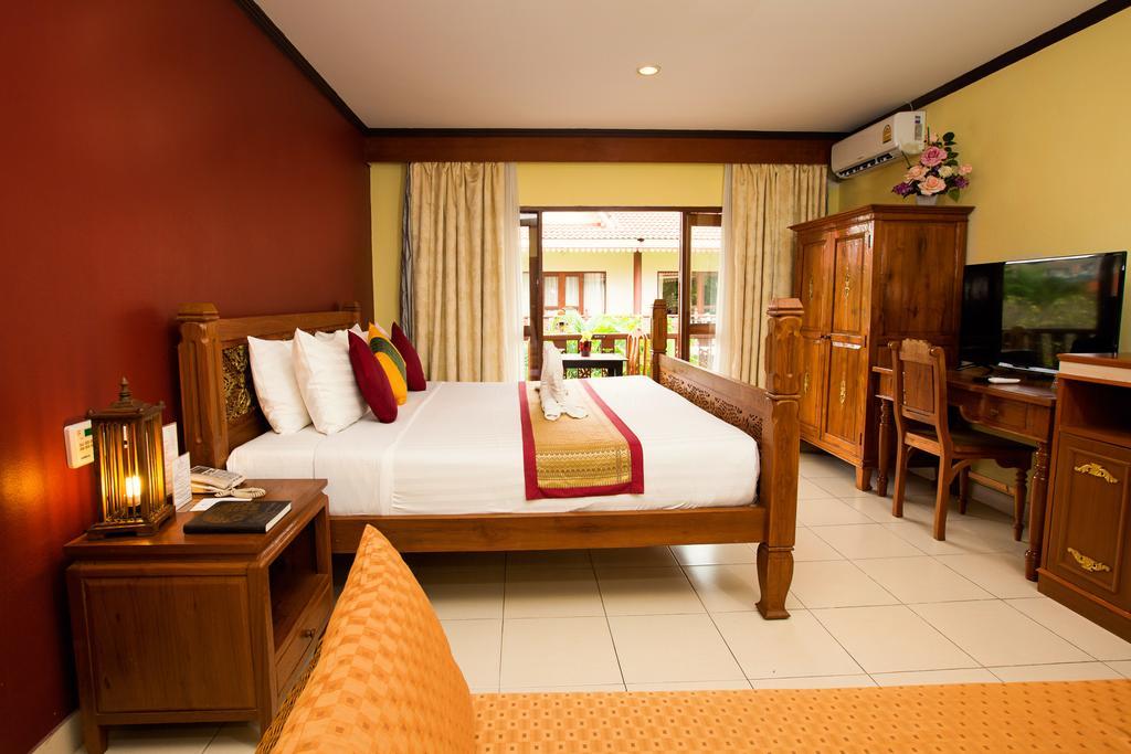 Buri Beach Resort 帕干岛 外观 照片