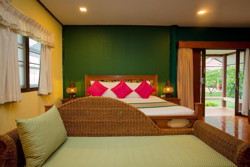 Buri Beach Resort 帕干岛 外观 照片