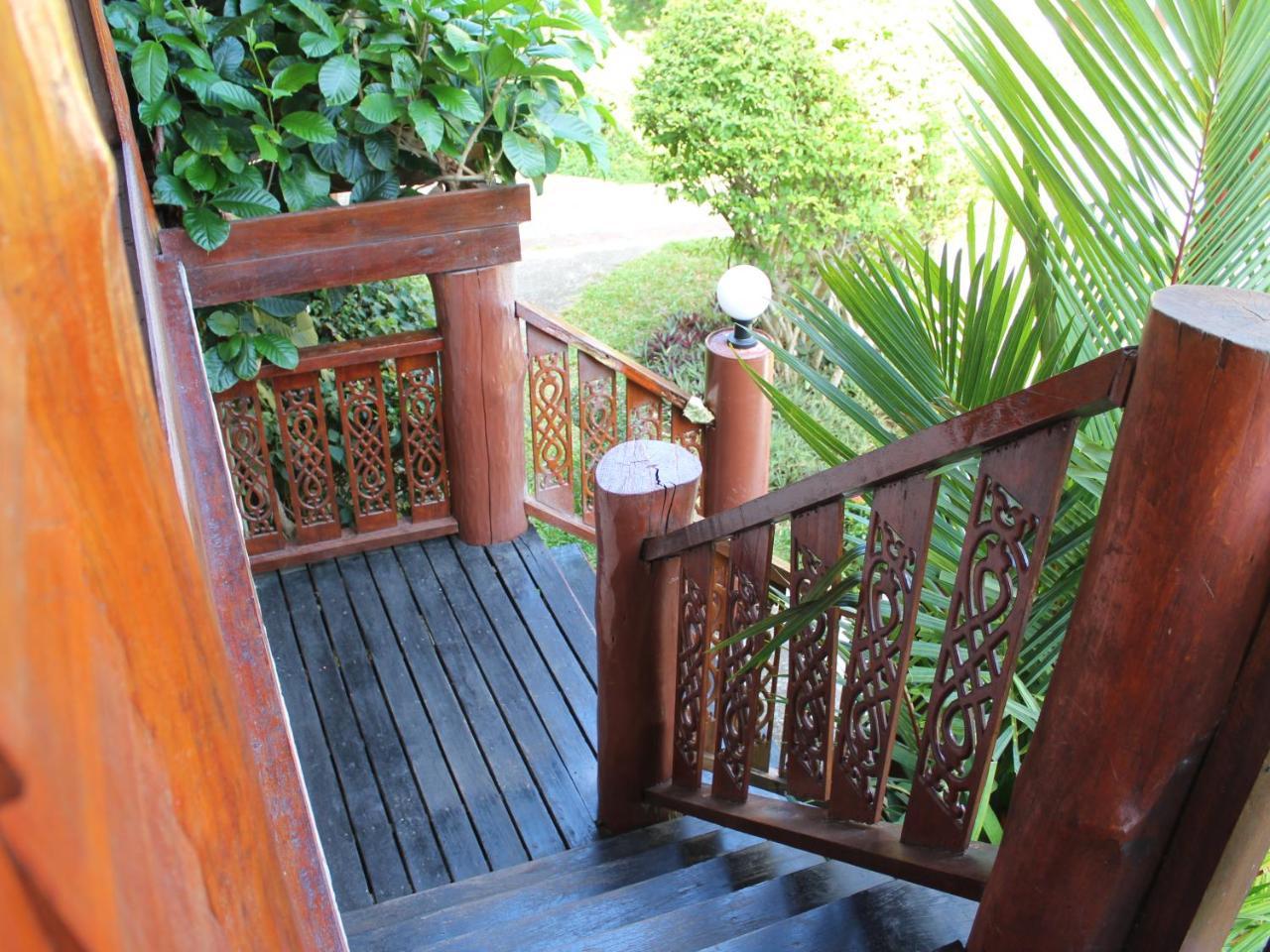 Buri Beach Resort 帕干岛 外观 照片